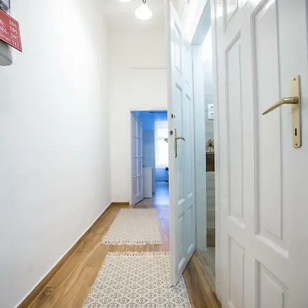 Blueberry Apartment *